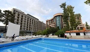 رزو بهترین هتل ها  در اصفهان پیش از خرید بلیط هواپیما کیش به اصفهان